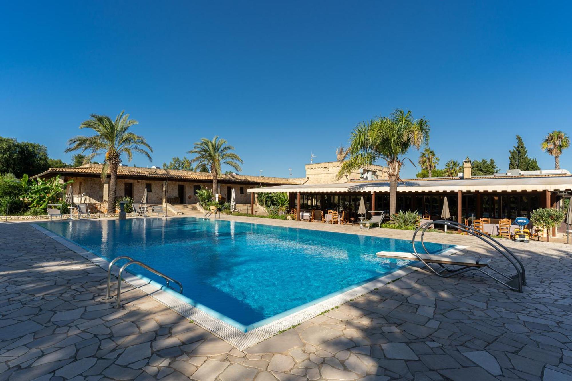 Hotel Masseria Le Pajare Presicce Exterior foto
